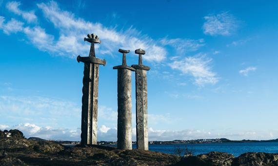 石中劍SVERD I FJELL